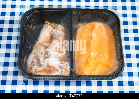 Coop Gut & gute Wurst und root Gemüsepüree Stockfoto