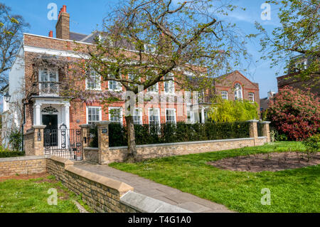 Denkmalgeschützte Westcott Lodge auf der oberen Mall, Hammersmith, wurde im Jahre 1746 erbaut und war ursprünglich das Pfarrhaus von St. Paul's Kirche. Stockfoto