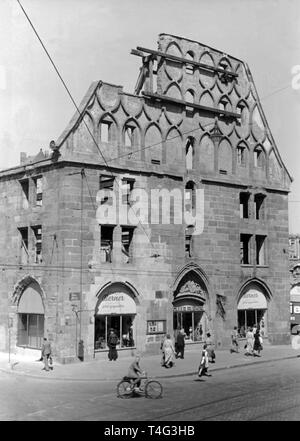 Blick auf die zerstörte Mauthalle in Nürnberg nach dem Zweiten Weltkrieg (undatiert Archiv Bild aus 1950). | Verwendung weltweit Stockfoto