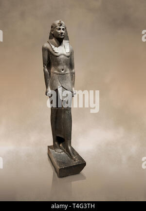 Alte ptolemäische Ägyptischen basalt Statue von Ptolemäus III, 220 v. Chr.. Neues Museum Berlin. Kat.-Nr.: 14764 Stockfoto