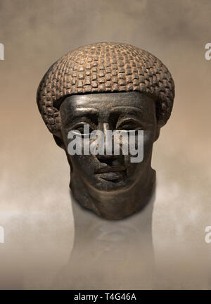 Granit antike Ägyptische Statue Kopf von einem Mann aus Theben. 2000 v. Chr.. Neues Reich Museum Berlin Cat No: BIN 1254. Stockfoto