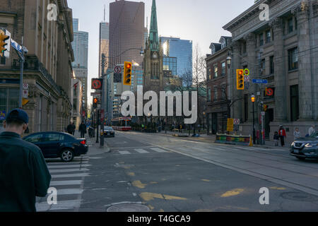 Der Schnittpunkt der König & Jarvis st gehört zu der Altstadt - das erste Viertel von Toronto. Es gibt viele historische Gebäude, die man gesehen haben muss! Stockfoto