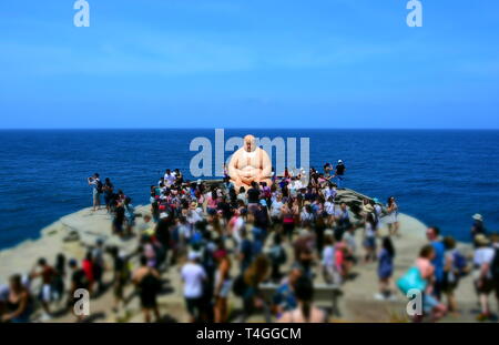 Sydney, Australien - Nov 4, 2018. Mu Boyan: Horizont. Skulptur am Meer entlang der Bondi, Coogee Spaziergang entlang der Küste ist der weltweit größte frei der Publi Stockfoto