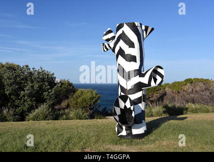 Sydney, Australien - Oct 23, 2018. Christabel Wigley: Unsichtbar. Skulptur am Meer entlang der Bondi, Coogee Spaziergang entlang der Küste ist der weltweit größte frei Stockfoto