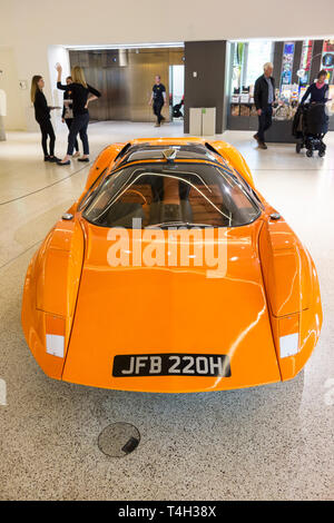 Die Adams Brüder Sonde 16 Auto an der Stanley Kubrick Ausstellung im Design Museum, Kensington High Street, London, UK Stockfoto