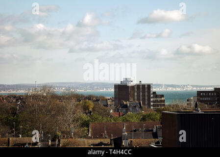 Blick nach Süden Osten über die Dächer in Worthing in 2012 Stockfoto