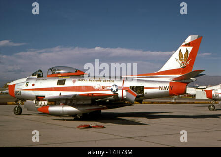 Marine/United States Navy - NWC Naval Waffen Centre North American QF-86 F Sabre Stockfoto