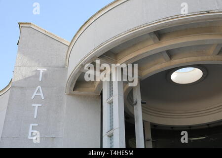 Tate St. Ives in Cornwall in der Sonne Stockfoto