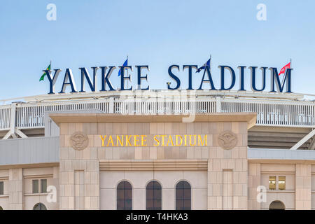 New York City, USA - 10. Juni 2017: Außenansicht der Yankee Stadium, Bronx Stockfoto