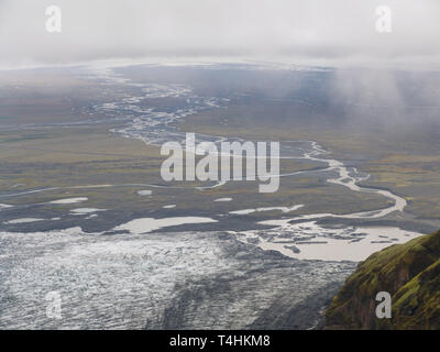 Das Ende der Gletscherzunge und den Kanal zum Meer/Skaftafellsjökull Stockfoto