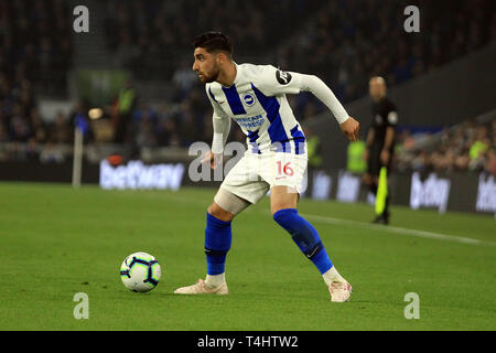 Brighton, UK. 16 Apr, 2019. Alireza Jahanbakhsh von Brighton & Hove Albion in Aktion. Premier League match, Brighton & Hove Albion v Cardiff City an der Amex Stadion in Brighton am Dienstag, 16. April 2019. Dieses Bild dürfen nur für redaktionelle Zwecke verwendet werden. Nur die redaktionelle Nutzung, eine Lizenz für die gewerbliche Nutzung erforderlich. Keine Verwendung in Wetten, Spiele oder einer einzelnen Verein/Liga/player Publikationen. pic von Steffan Bowen/Andrew Orchard sport Fotografie/Alamy Live news Credit: Andrew Orchard sport Fotografie/Alamy leben Nachrichten Stockfoto