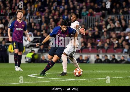 Barcelona, Spanien. 16 Apr, 2019. Suarez des FC Barcelona, und Fred von Manchester United in der Champions League, Fußball Match zwischen dem FC Barcelona und Manchester United am 14. April 2019 im Camp Nou Stadion in Barcelona, Spanien Quelle: CORDON PRESSE/Alamy leben Nachrichten Stockfoto