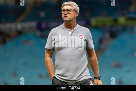 RS - Porto Alegre - 04/17/2019 - Gaucho2019, Gremio x Internacional - odair Hellmann Internacional Trainer während des Spiels gegen die Gilde der Arena Arena der Gilde für die Meisterschaft 2019. Foto: jeferson Guareze/AGIF Stockfoto