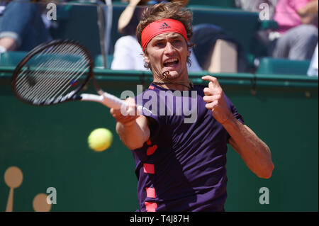 Roquebrune-Cap-Martin, Frankreich. 17 Apr, 2019. Alexander Zverev (GER) Tennis: 2. Runde der Männer Singles Match in Monte Carlo Masters in Monte Carlo Country Club in Roquebrune-Cap-Martin, Frankreich. Credit: Itaru Chiba/LBA/Alamy leben Nachrichten Stockfoto