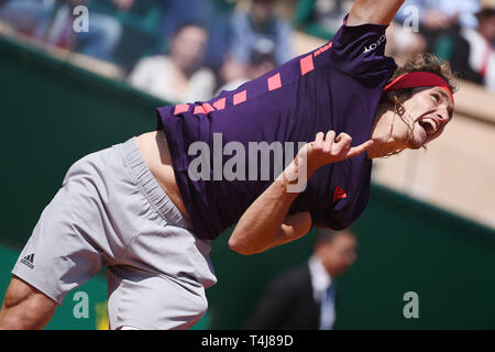 Roquebrune-Cap-Martin, Frankreich. 17 Apr, 2019. Alexander Zverev (GER) Tennis: 2. Runde der Männer Singles Match in Monte Carlo Masters in Monte Carlo Country Club in Roquebrune-Cap-Martin, Frankreich. Credit: Itaru Chiba/LBA/Alamy leben Nachrichten Stockfoto