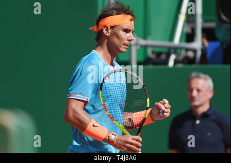 Roquebrune-Cap-Martin, Frankreich. 17 Apr, 2019. Rafael Nadal (ESP) Tennis: 2. Runde der Männer Singles Match in Monte Carlo Masters in Monte Carlo Country Club in Roquebrune-Cap-Martin, Frankreich. Credit: Itaru Chiba/LBA/Alamy leben Nachrichten Stockfoto