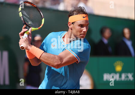 Roquebrune-Cap-Martin, Frankreich. 17 Apr, 2019. Rafael Nadal (ESP) Tennis: 2. Runde der Männer Singles Match in Monte Carlo Masters in Monte Carlo Country Club in Roquebrune-Cap-Martin, Frankreich. Credit: Itaru Chiba/LBA/Alamy leben Nachrichten Stockfoto