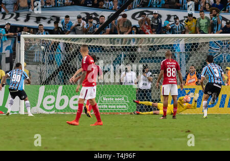 RS - Porto Alegre - 04/17/2019 - Gaucho2019, Gremio x Internacional - Marcelo Lomba do Internacional während des Spiels in der Arena tun Gremio Stadium für die Landesmeisterschaft 2019 Foto: jeferson Guareze/AGIF Stockfoto