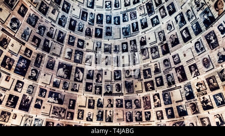 Jerusalem, Israel - 27. Februar 2017: Die Halle der Namen in Yad Vashem Holocaust Gedenkstätte in Jerusalem, Israel Stockfoto