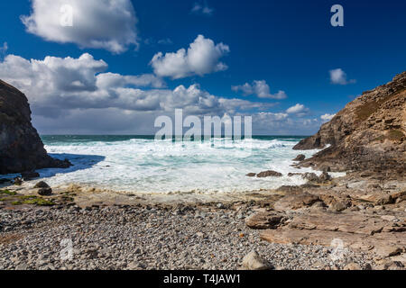 Sonnigen Tag an der Kapelle Porth Beach Cornwall England UK Europa Stockfoto