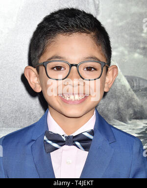 HOLLYWOOD, CA - 15. April: Jayden Valdivia kommt bei der Premiere von Warner Bros.'' Der Fluch von La Llorona' an der Egyptian Theatre am 15. April 2019 in Hollywood, Kalifornien. Stockfoto