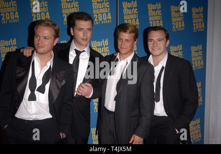 LAS VEGAS, NV. September 15, 2004: Irish pop Gruppe Westlife auf der 16. jährlichen World Music Awards in der Thomas und Mack Center, Las Vegas. Stockfoto