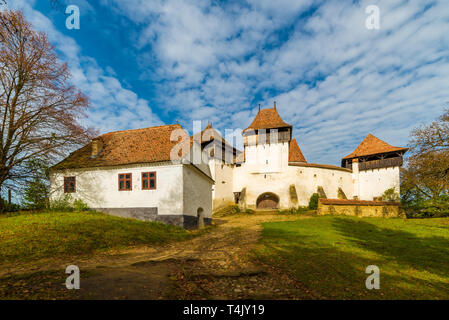 Wehrkirche in Deutsch-Weißkirch, Siebenbürgen, Rumänien Stockfoto