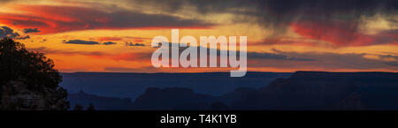 Sonnenuntergang am Grand Canyon National Park South Rim, Arizona, USA Stockfoto