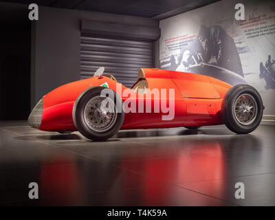 ARESE, ITALIEN - Februar 13, 2019: 1940 Alfa Romeo Tipo GP 512 im Alfa Romeo Museum (Museo Storico Alfa Romeo) Stockfoto