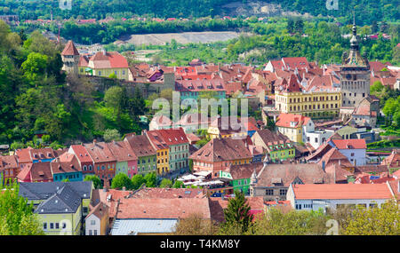 Panoramablick über die mittelalterliche Festung Sighisoara Stadt, Siebenbürgen, Rumänien Stockfoto