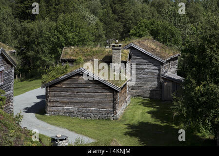 Sverresborg, Trøndelag Folkmuseum ist ein Freilichtmuseum in Trondheim mit alten original Häuser wie Litjbuan Farm von Meldal in Trøndelag county, Stockfoto