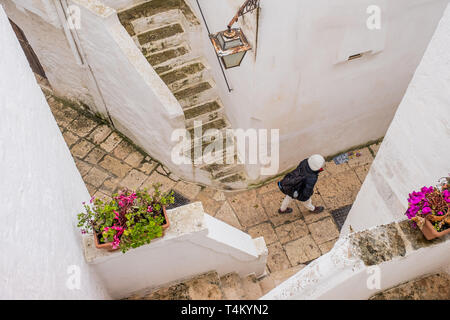 Cisternino, es blickt auf das Itria-tal, in der so genannten Murgia dei Trulli - Apulien, Italien Stockfoto