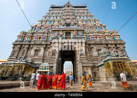 Horizontale Ansicht der Gopuram an Thillai Nataraja Tempel in Chidambaram, Indien. Stockfoto