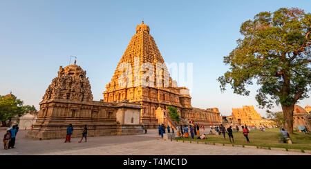 Horizontale Panoramablick auf die Brihadishvara Tempel in Thanjavur, Indien. Stockfoto