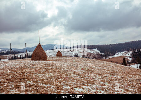 Berglandschaft im winter Stockfoto