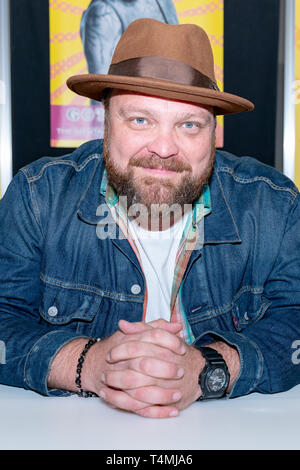 DORTMUND, Deutschland - 13. April 2019: Drew Powell (* 1976), Schauspieler am Deutschen Comic Con Dortmund Spring Edition, eine zweitägige Fan Convention Stockfoto