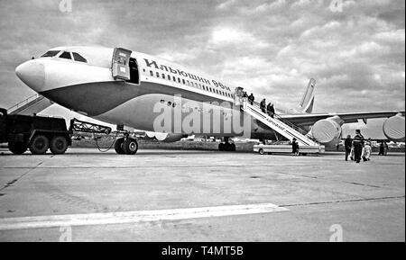 Ильюшин-96 М. Die erste internationale Aerosalon MAKS '93 Stockfoto