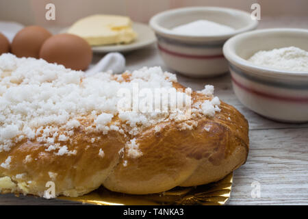 Close-up Zopfbrot mit Zucker Stockfoto