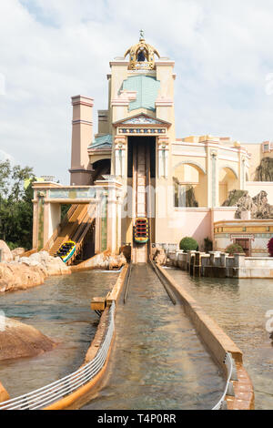 Reise nach Atlantis Achterbahnfahrt in Seaworld Orlando. Stockfoto