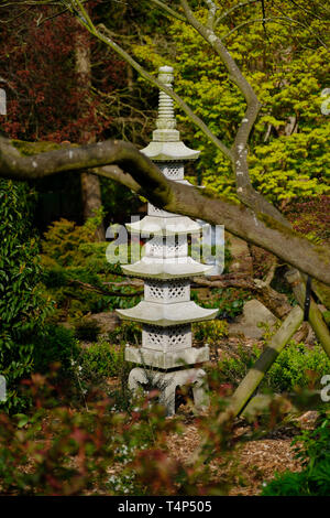 Tempel im Japanischen Garten, North Yorkshire Stockfoto