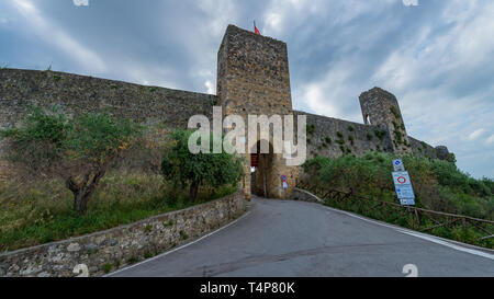 Blick auf Castello di Monteriggioni in der Toskana, Italien Stockfoto