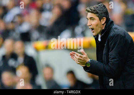 18. April 2019, Hessen, Frankfurt/Main: Fußball: Europa League, Eintracht Frankfurt - Benfica Lissabon, K.o.-Runde Viertelfinale, Rückspiel, in der Commerzbank Arena. Lissabon Trainer Bruno Lage gestikulierte. Foto: Uwe Anspach/dpa Stockfoto