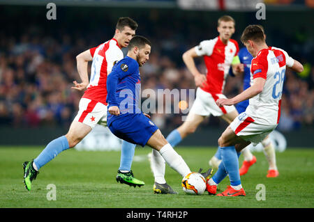 London, Großbritannien. 18 Apr, 2019. London, England - 19. April: Chelsea's Eden Hazard während UAFA Europa League Viertelfinale 2 Bein zwischen Chelsea und Slavia Prag Stadion an der Stamford Bridge, London, England am 19. Apr 2019. Credit: Aktion Foto Sport/Alamy leben Nachrichten Stockfoto