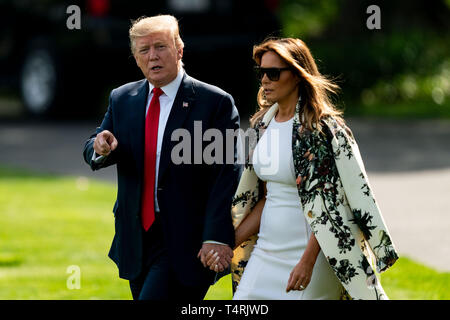 Washington, DC, USA. 18 Apr, 2019. Us-Präsident Donald Trump (L) und die erste Dame Melania Trump das Weiße Haus in Washington, DC, USA, am 18. April 2019. Credit: Ting Shen/Xinhua/Alamy leben Nachrichten Stockfoto