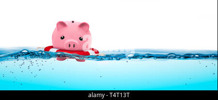 Sparschwein im Rettungsring Floating on Water - Financial Security Concept Stockfoto