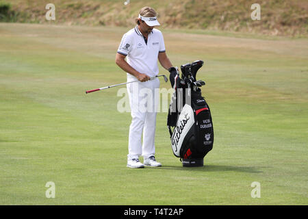 Paris, Frankreich, 05.Juli 2015: Victor Dubuisson (fra) in der vierten Runde der French Open, europäischen Golftour, Juli 05, 2015 Am Golf Stockfoto