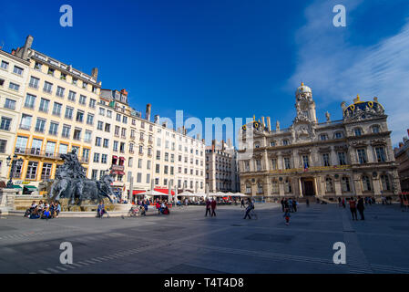 Place des Terreaux, einem Platz im Zentrum von Lyon, Frankreich Stockfoto