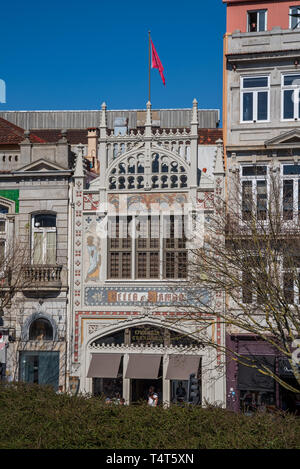 Porto, Portugal. 22. März 2019. Blick auf den berühmten portos Bibliothek in der Innenstadt von Porto in Portugal. Stockfoto