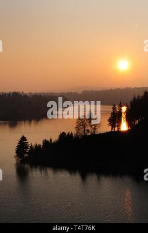 Sonnenuntergang am Lech, Schongau, Bayern, Deutschland, Europa Stockfoto