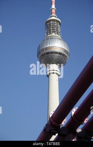 Fernsehturm Berlin, Teilansicht, Berlin, Deutschland, Europa Stockfoto